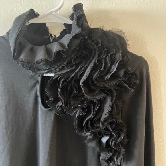 Soft Surroundings Top Womens Small Black Label Noir Keyhole Top Ruffles Blouse - Picture 3 of 8